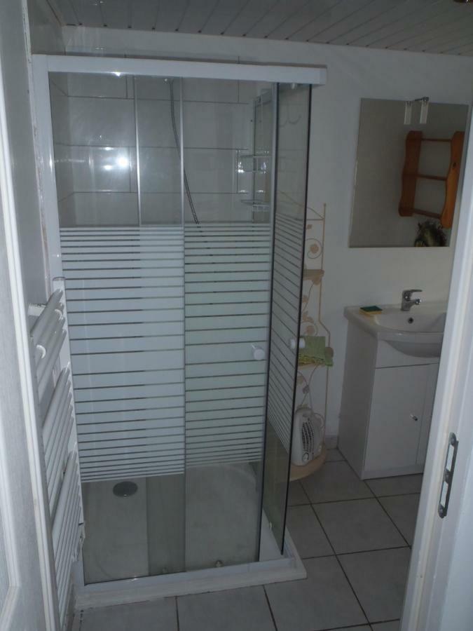 Appartement Studio à Colline-Beaumont Extérieur photo