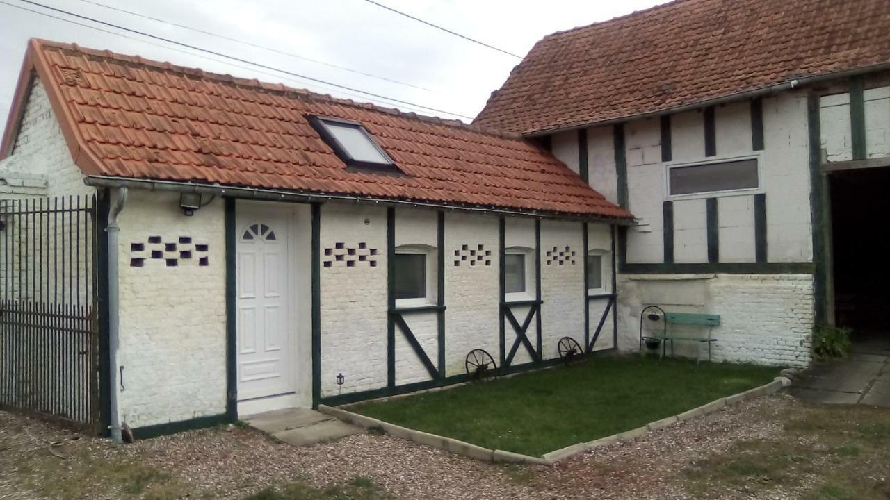 Appartement Studio à Colline-Beaumont Extérieur photo